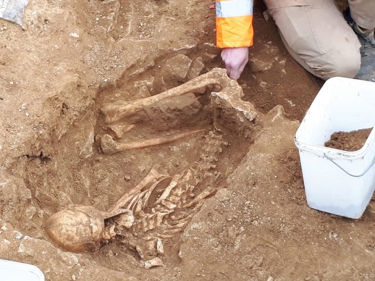 Water infrastructure project uncovers Iron Age skeletons in Lincolnshire
