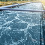 Tank or reservoir for biological purification and cleaning of di