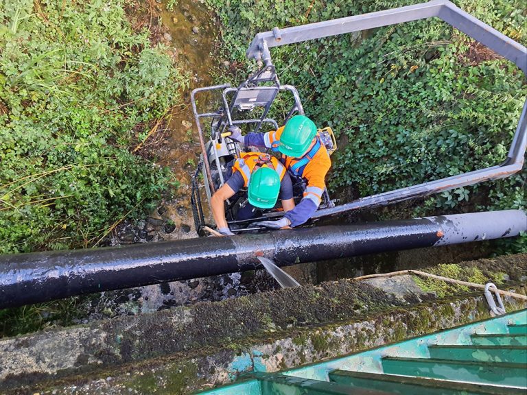 Repairing a suspended pipe within 30 minutes